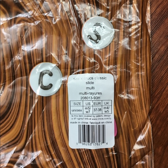 SZA x CROCS CLASSIC SLIDE - Picture 13 of 15